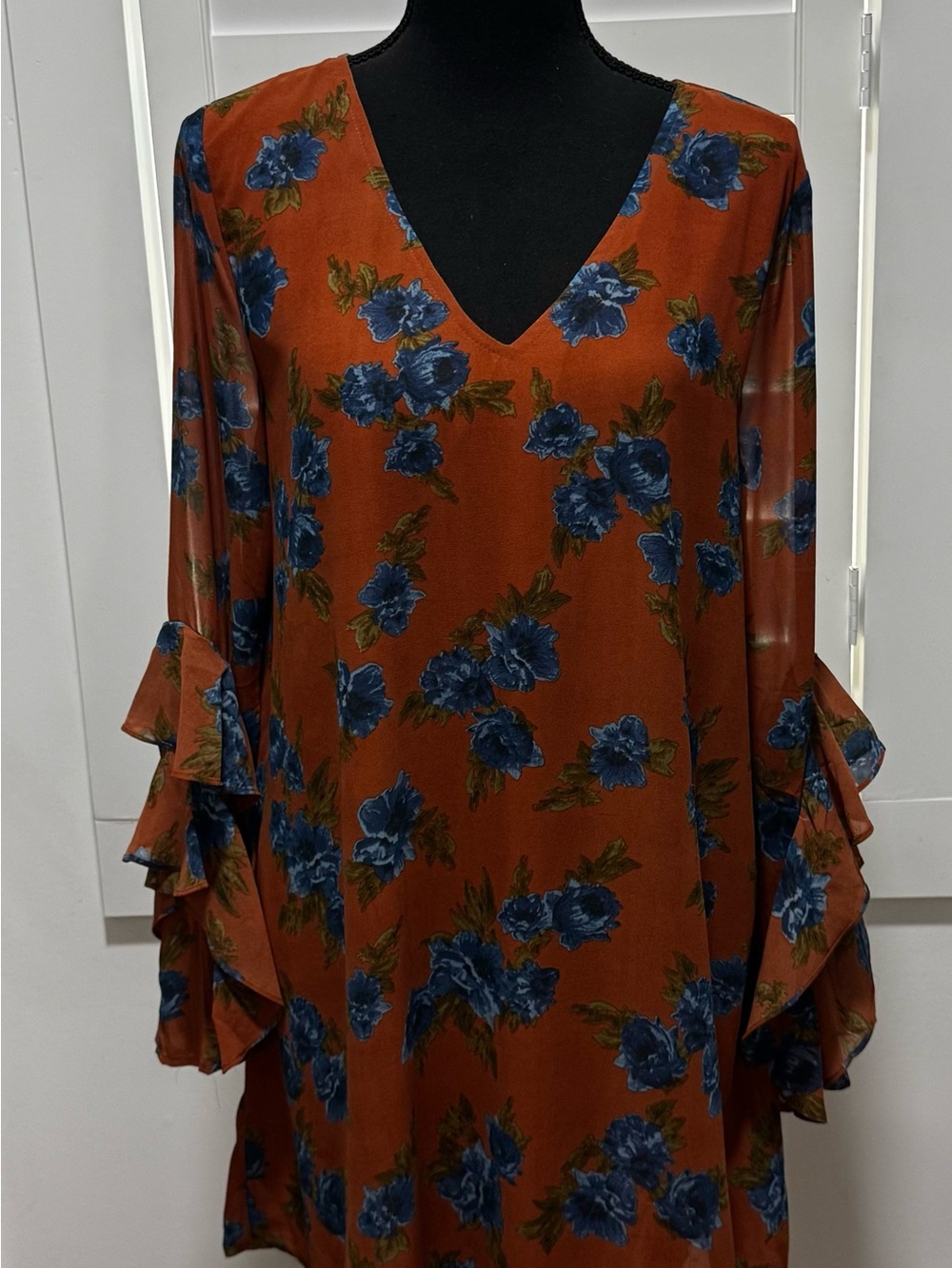 Very J Rust Floral V-Neck Long Sleeve Ruffle Dress